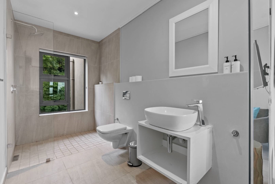 10 Bedroom Property for Sale in Camps Bay Western Cape